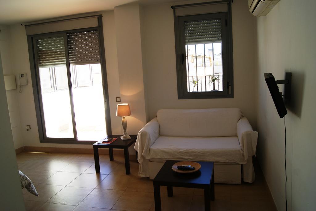 Apartamentos Turisticos La Encarnacion Севилья Экстерьер фото